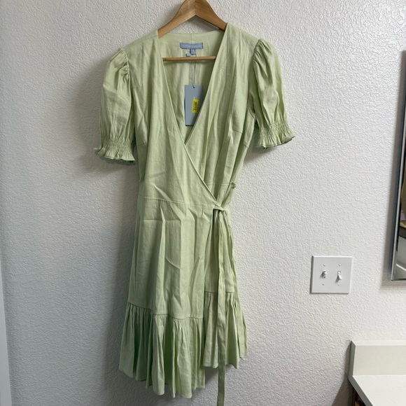 Antonio Melani Cleo Linen Wrap Dress in Honeydew Size 8 BNWT - Picture 2 of 4